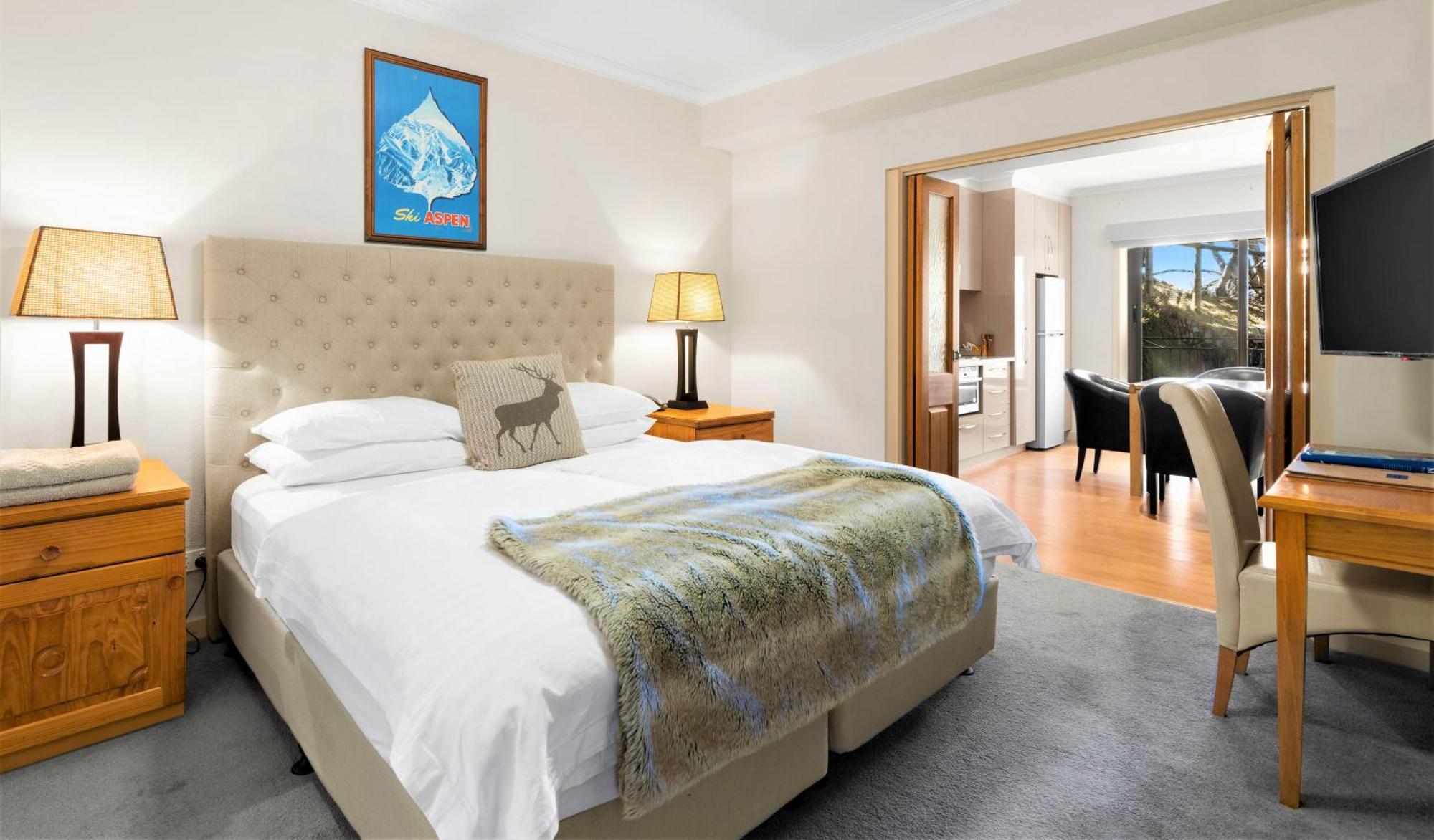Hotel Pension Grimus Mount Buller Exteriör bild