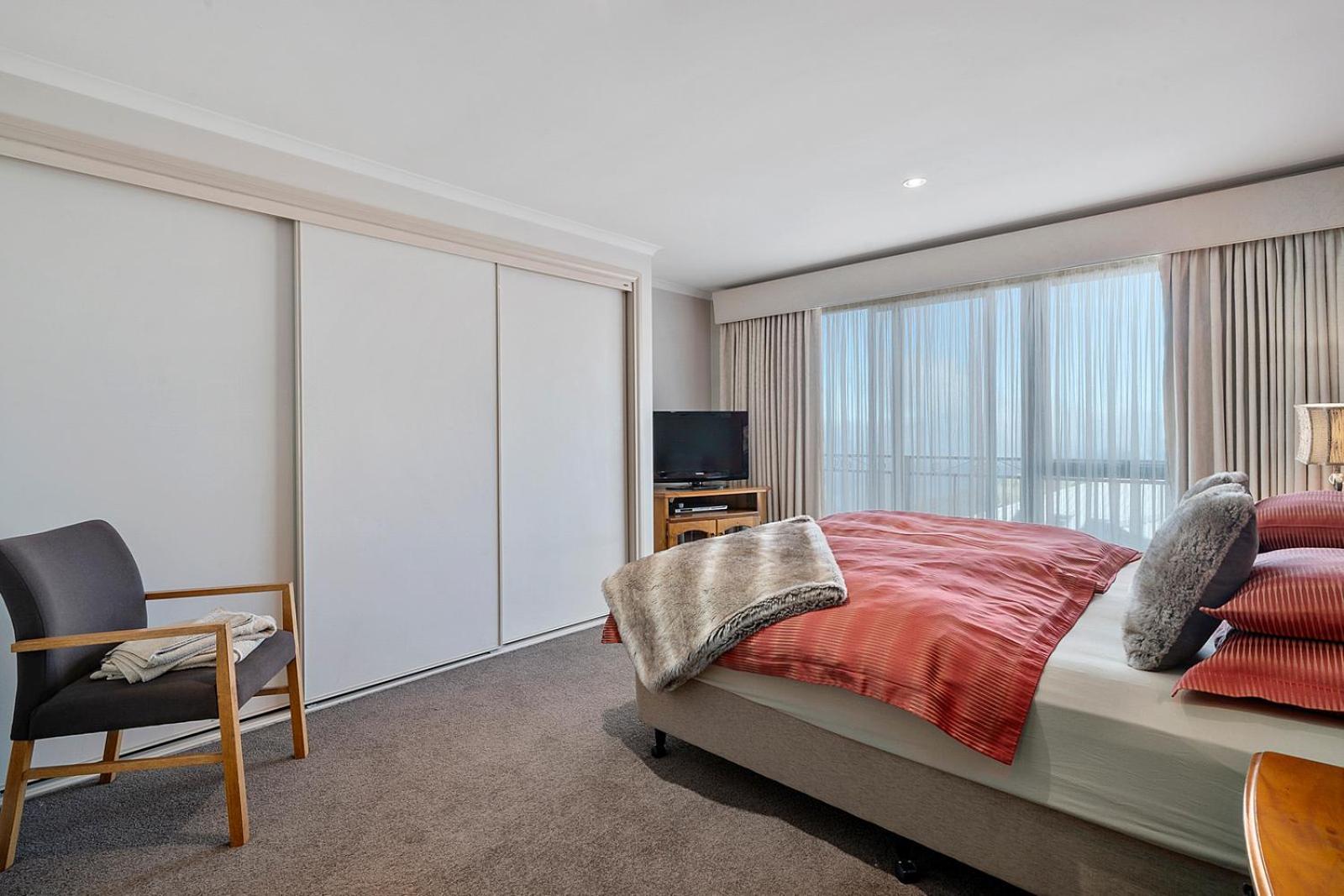 Hotel Pension Grimus Mount Buller Exteriör bild