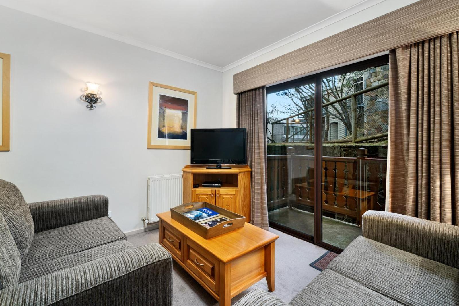 Hotel Pension Grimus Mount Buller Exteriör bild